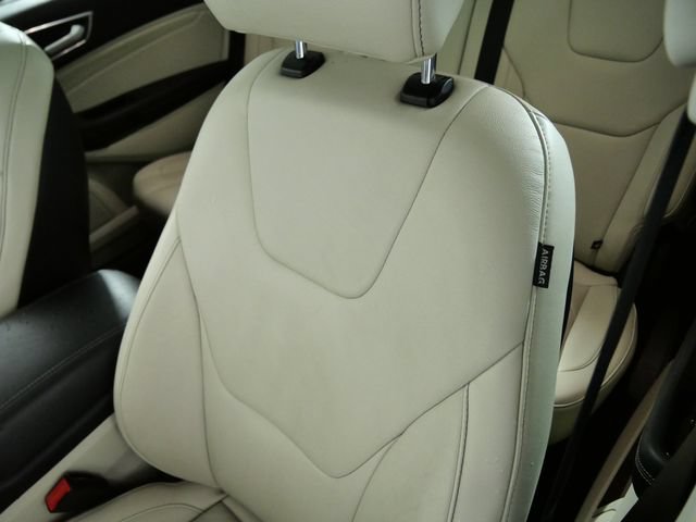 Certified 2019 Ford Edge Titanium FWD image 17