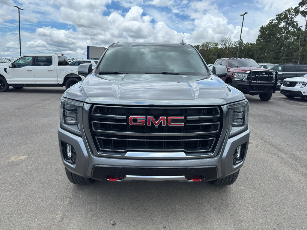 Used 2022 GMC Yukon AT4 w/ AT4 Premium Package AWD/4WD image 2