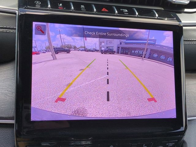 Used 2025 Jeep Grand Cherokee Limited w/ Black Appearance Package AWD/4WD image 20