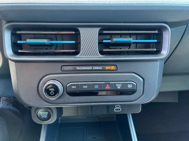 Certified 2025 Ford Maverick XLT w/ XLT Luxury Package FWD image 18