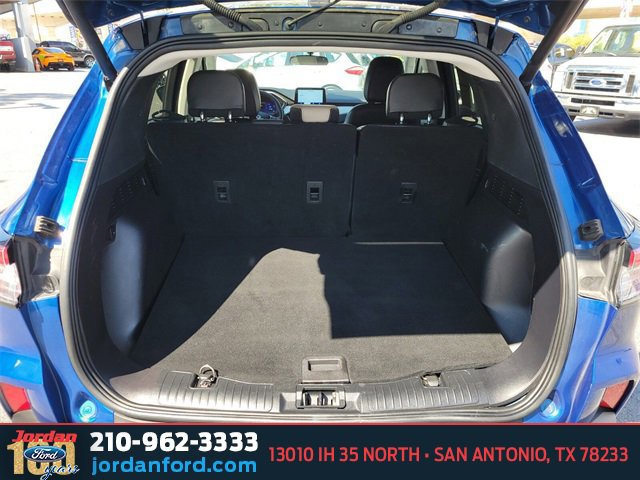 Certified 2022 Ford Escape SEL w/ Technology Package image 30