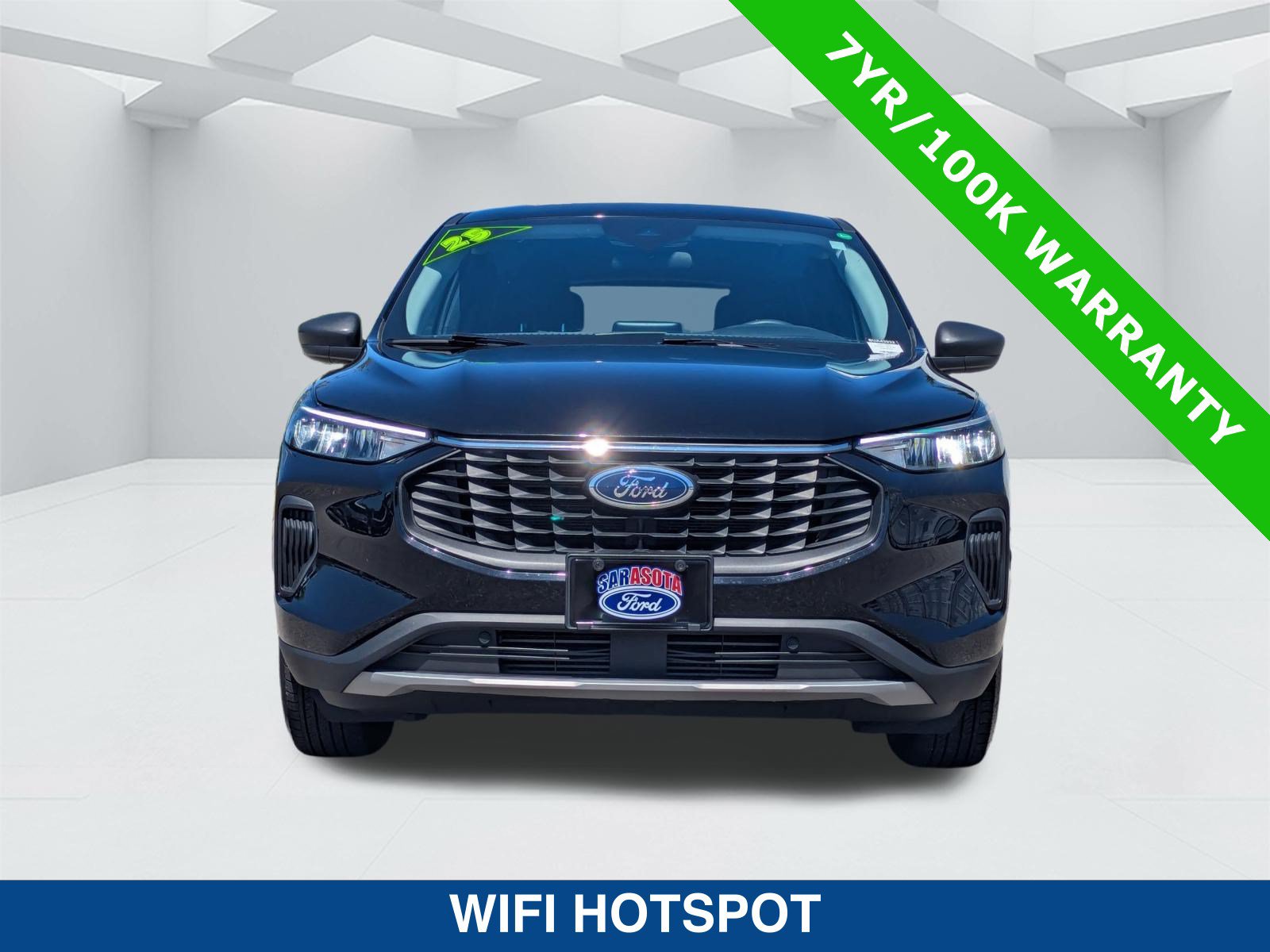 Certified 2025 Ford Escape Active AWD/4WD image 9