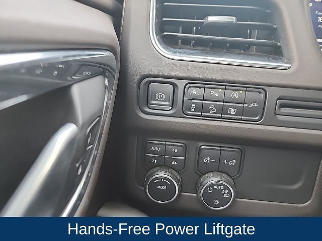 Used 2022 Chevrolet Tahoe Z71 w/ Luxury Package AWD/4WD image 10