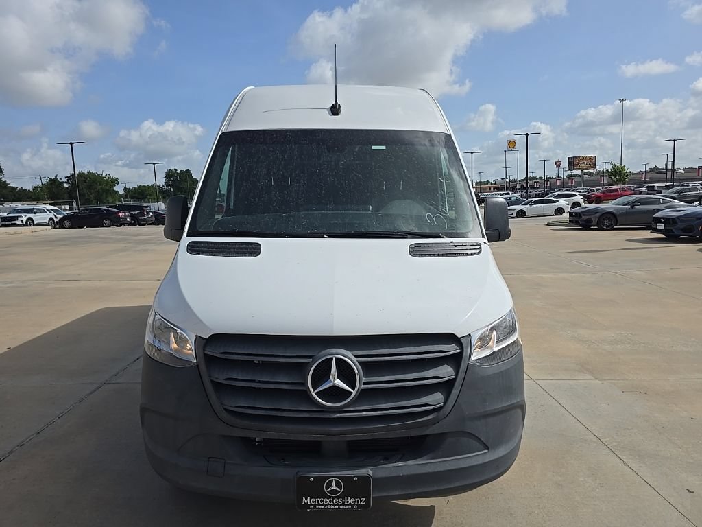 Used 2024 Mercedes-Benz Sprinter 2500 image 18