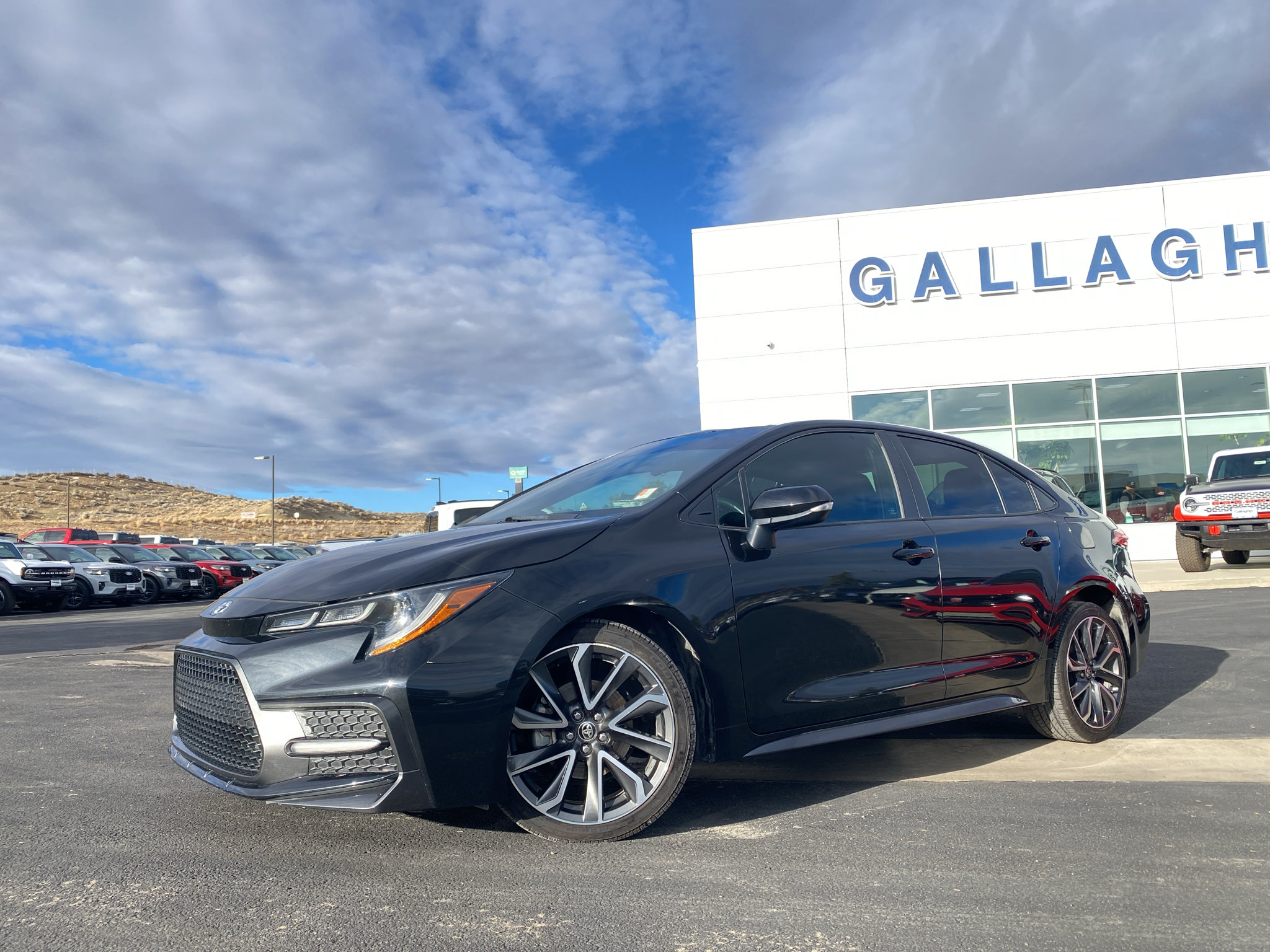Used 2020 Toyota Corolla XSE FWD image 12