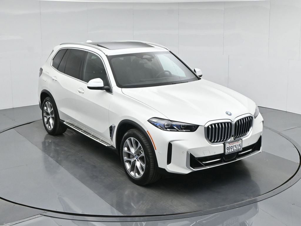 Used 2025 BMW X5 xDrive50e image 39