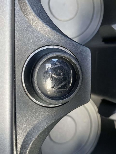Used 2024 BMW 230i Coupe w/ Convenience Package RWD image 32