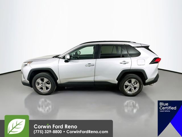 Used 2024 Toyota RAV4 LE AWD/4WD image 5