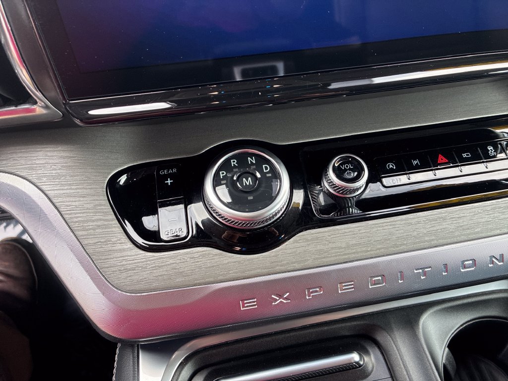 Certified 2025 Ford Expedition Max Platinum AWD/4WD image 29