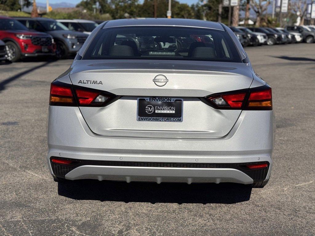 Used 2023 Nissan Altima 2.5 S image 11