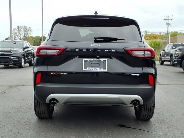 Certified 2024 Ford Escape Active AWD/4WD image 6