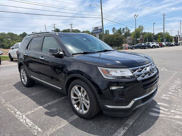 Certified 2018 Ford Explorer Limited w/ Ford Safe & Smart Package FWD image 3
