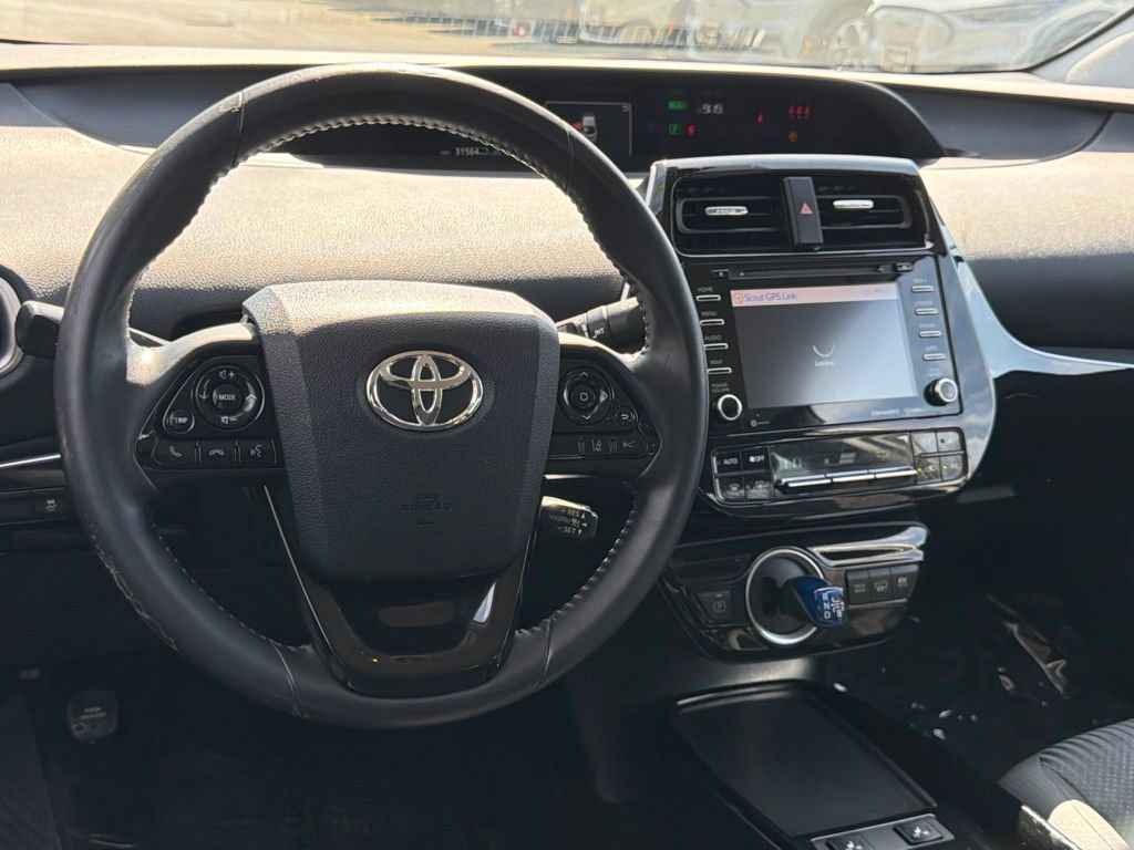 Used 2020 Toyota Prius Prime LE FWD image 32