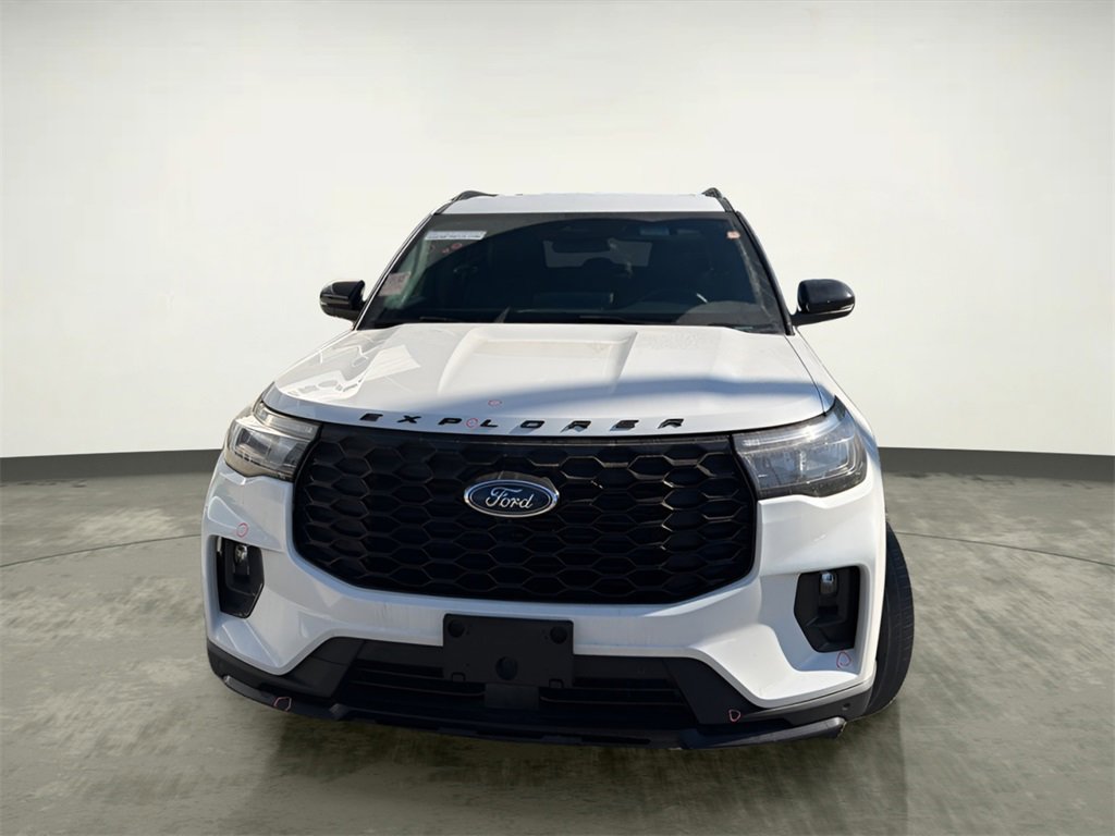 Certified 2025 Ford Explorer ST-Line w/ ST-Line Street Pack image 6