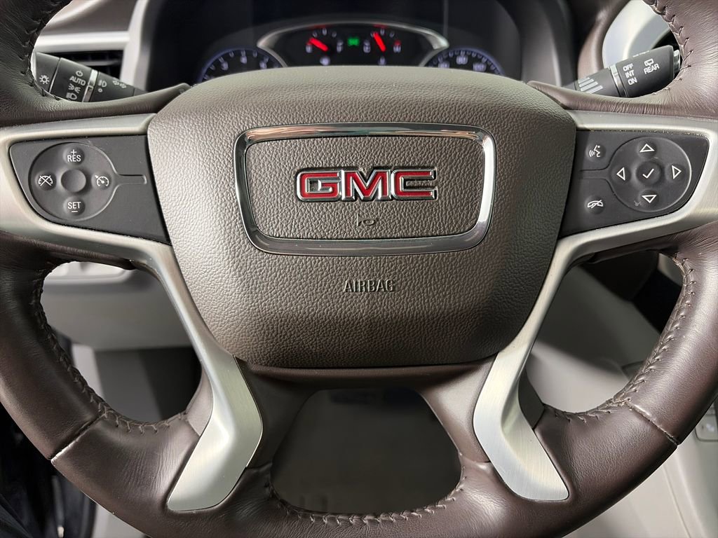 Used 2017 GMC Acadia SLT AWD/4WD image 16
