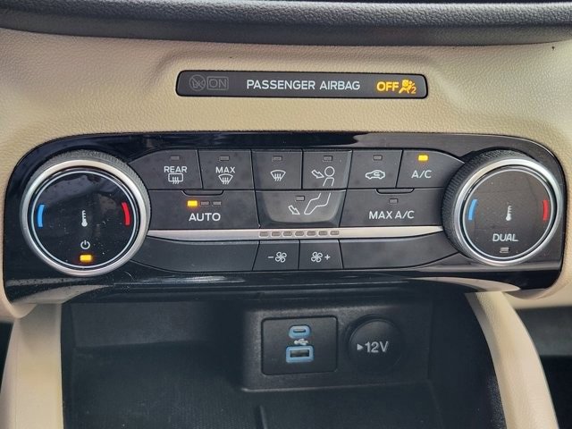 Certified 2022 Ford Escape SE w/ Convenience Package image 17