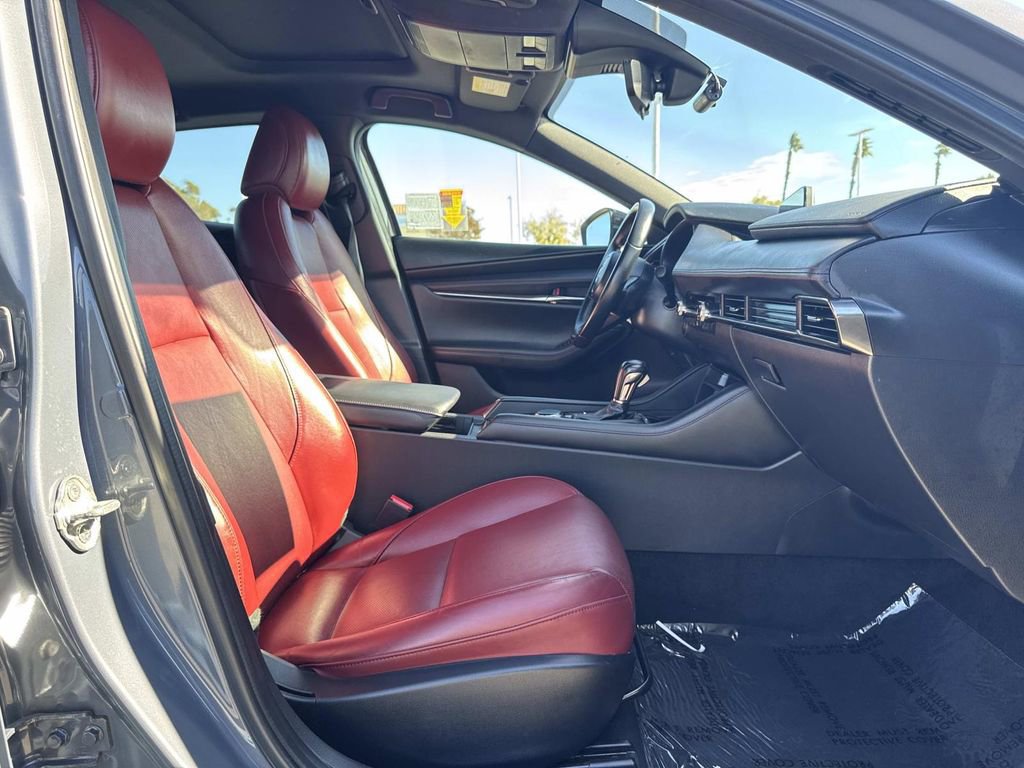 Used 2023 MAZDA MAZDA3 s image 30