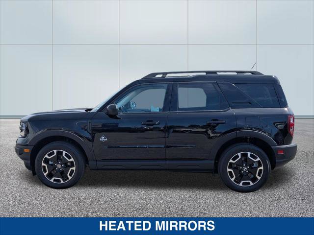 Certified 2023 Ford Bronco Sport Outer Banks AWD/4WD image 2
