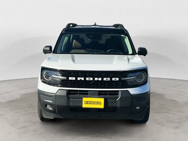 Certified 2025 Ford Bronco Sport Outer Banks w/ Outer Banks Tech Package+ AWD/4WD image 2