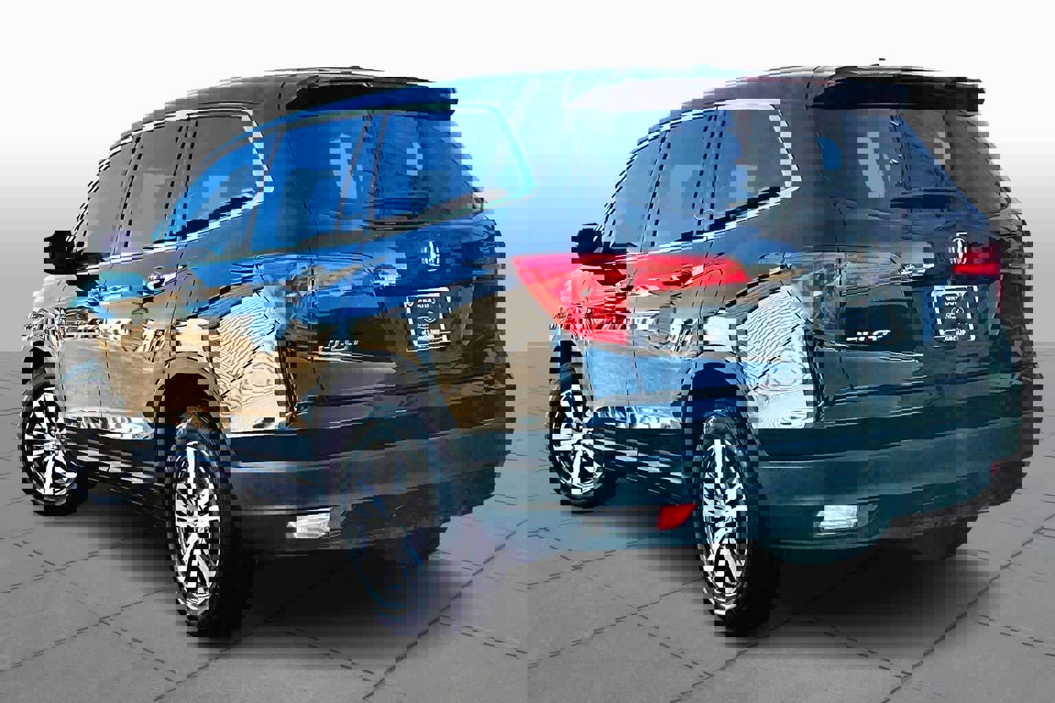 Used 2017 Honda Pilot EX-L image 11