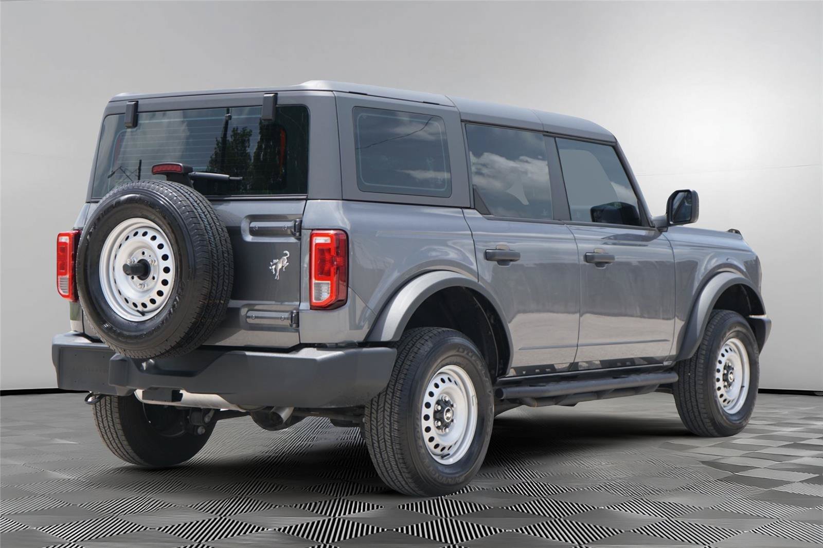 Certified 2025 Ford Bronco 4-Door AWD/4WD image 5