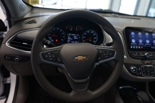 Used 2022 Chevrolet Malibu LT image 22