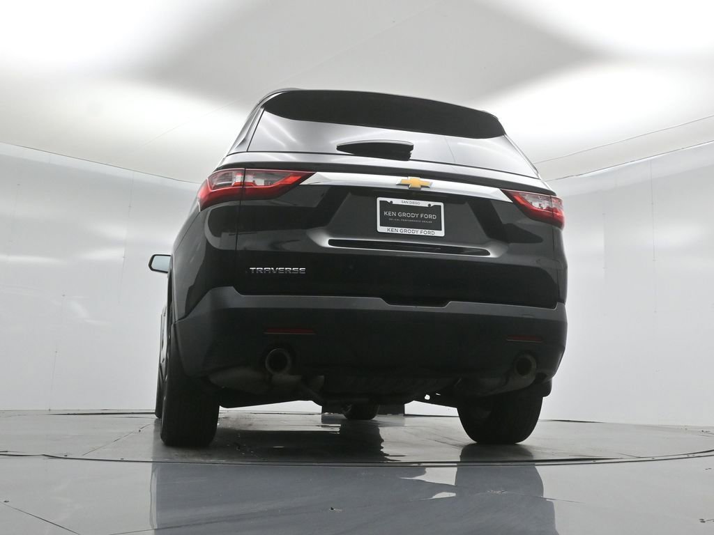Used 2020 Chevrolet Traverse LS FWD image 47