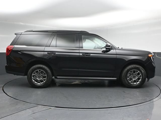 Certified 2026 Ford Expedition Active AWD/4WD image 8