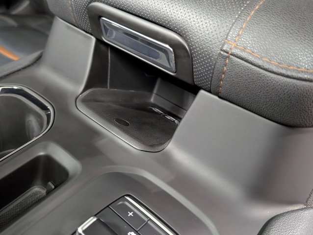 Used 2024 GMC Sierra 2500 AT4 w/ AT4 Premium Plus Package AWD/4WD image 7