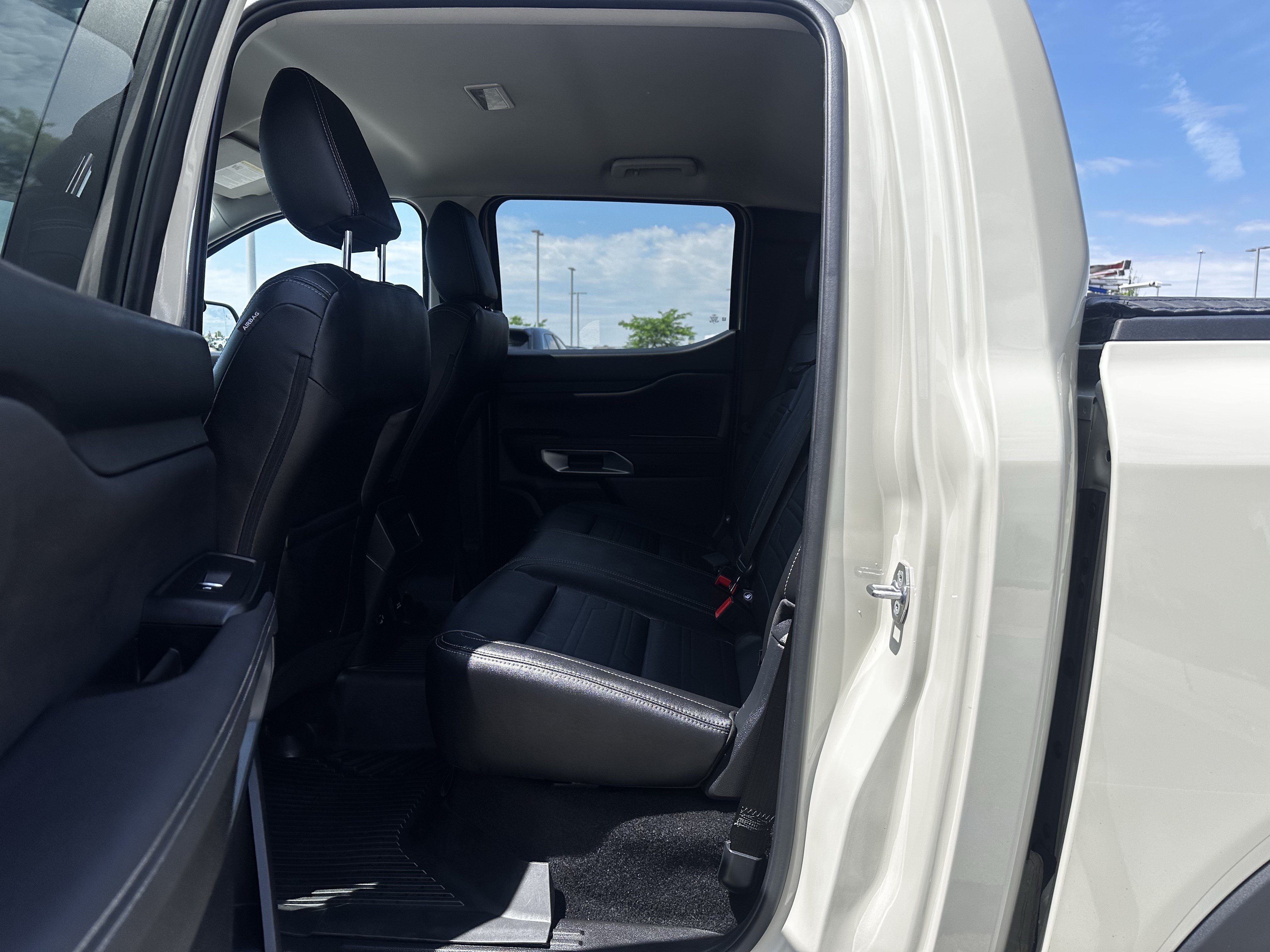 Certified 2025 Ford Ranger Lariat w/ FX4 Off-Road Package AWD/4WD image 19