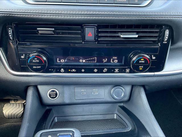 Used 2021 Nissan Rogue SV AWD/4WD image 17