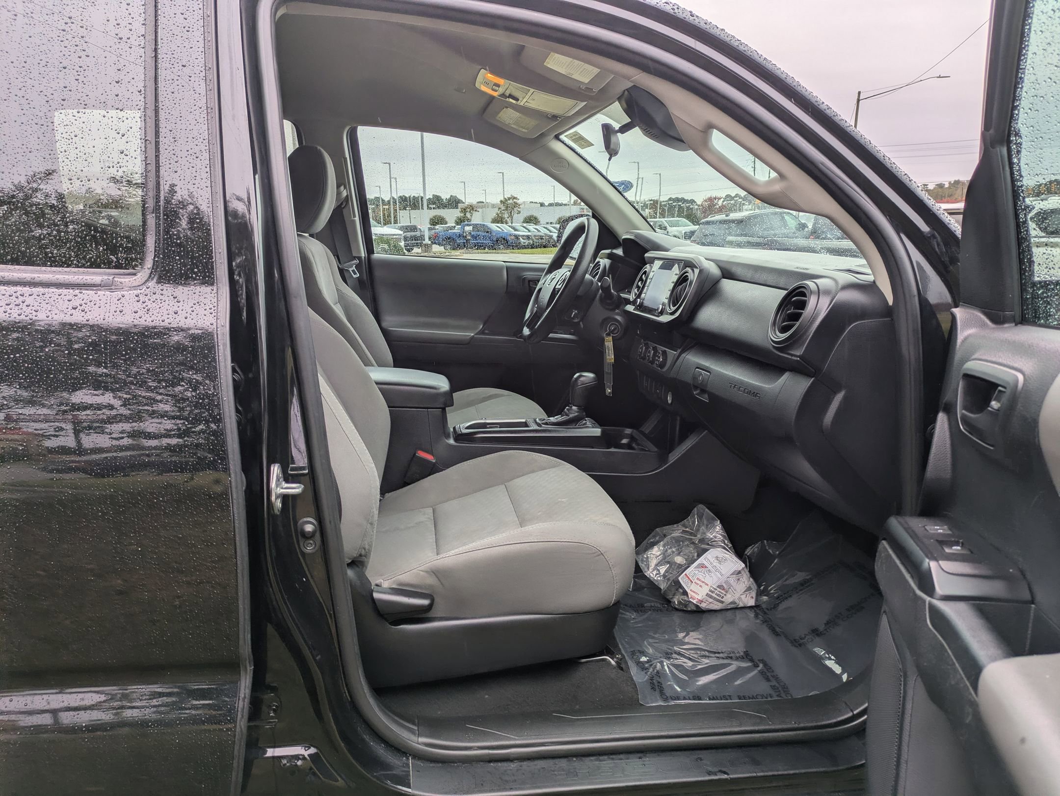 Used 2021 Toyota Tacoma SR image 29