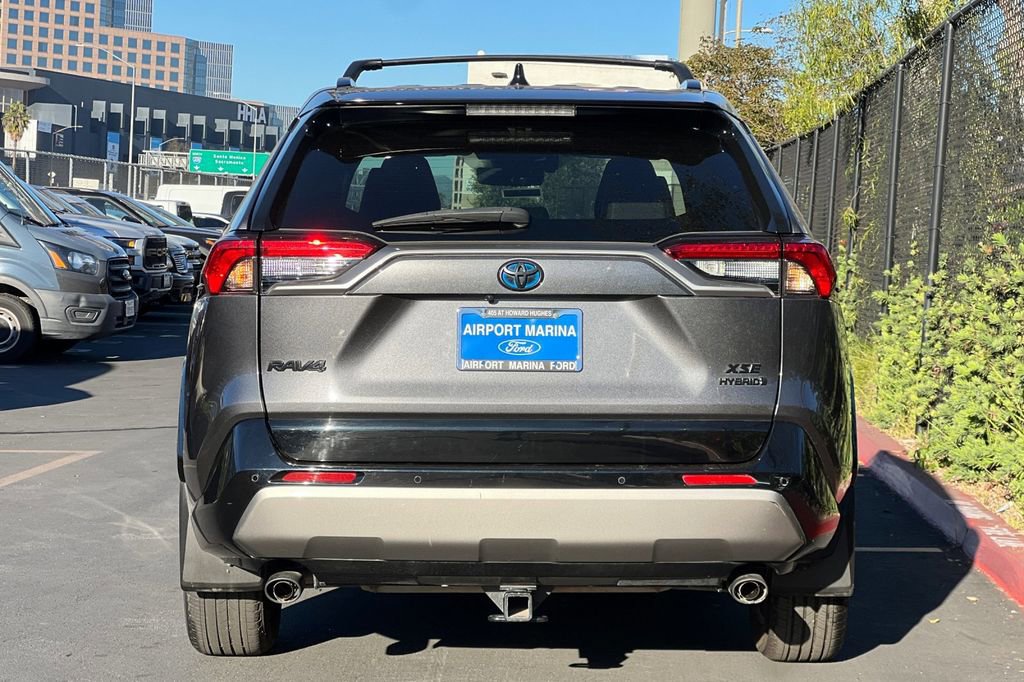 Used 2022 Toyota RAV4 XSE image 7