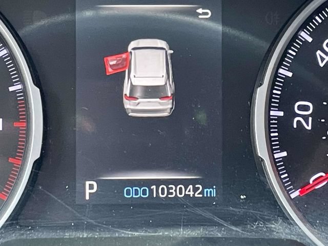 Used 2019 Toyota RAV4 XLE Premium FWD image 23