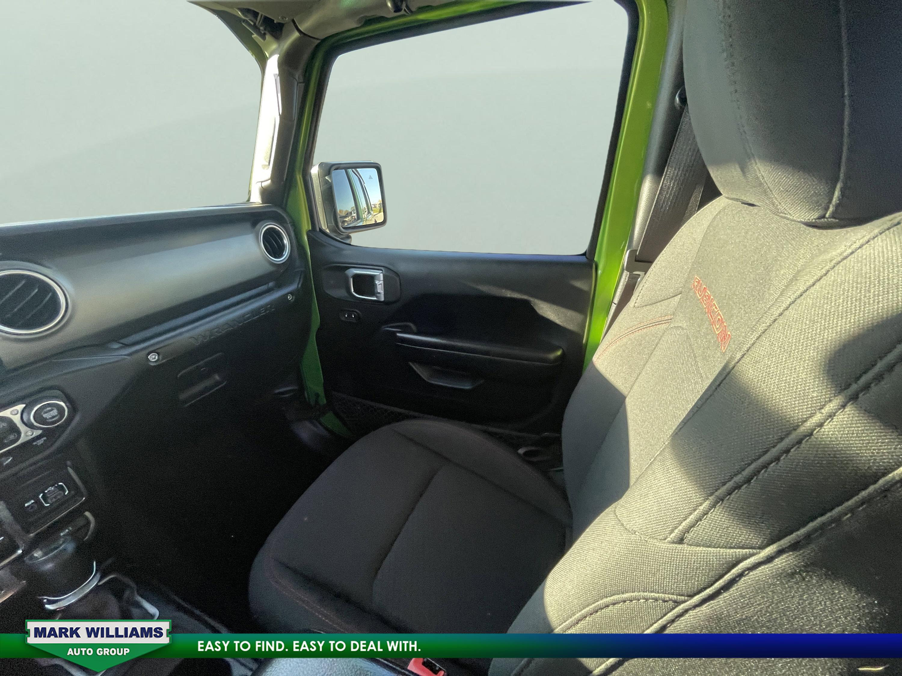 Used 2018 Jeep Wrangler Unlimited Rubicon image 30