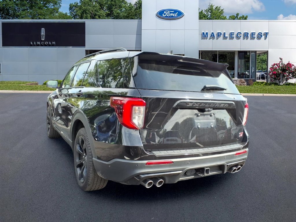 Certified 2023 Ford Explorer ST w/ Equipment Group 401A AWD/4WD image 3