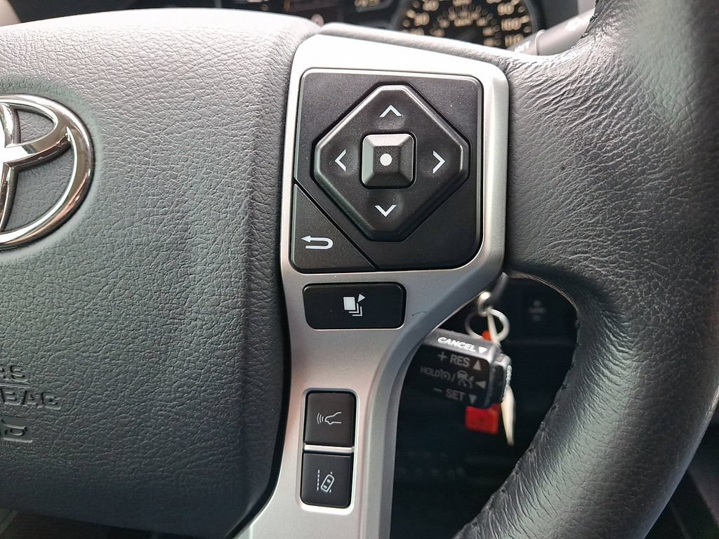 Used 2018 Toyota Tundra Platinum AWD/4WD image 22