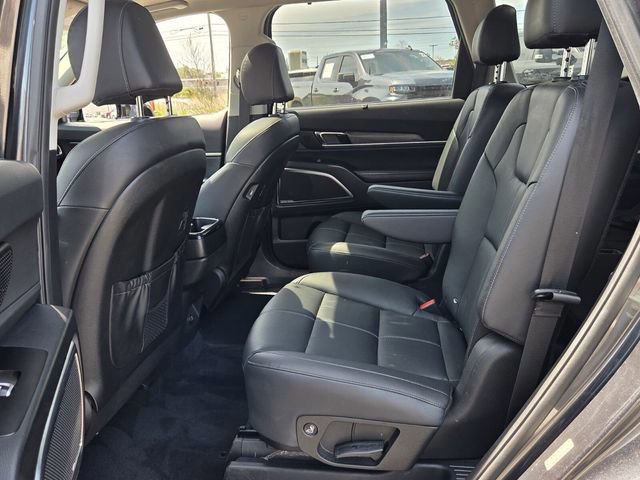 Used 2022 Kia Telluride SX w/ Nightfall Edition Package image 13