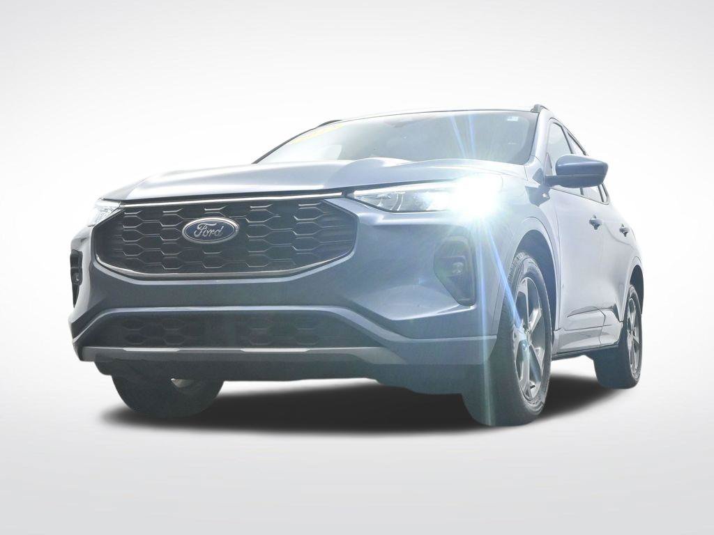 Certified 2023 Ford Escape ST-Line Select AWD/4WD image 45