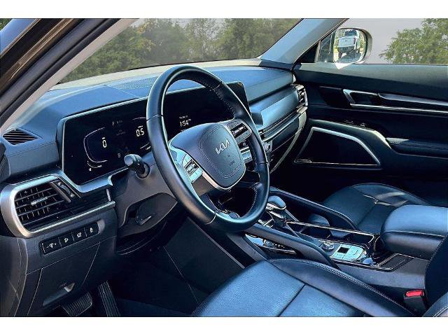 Used 2025 Kia Telluride S image 15