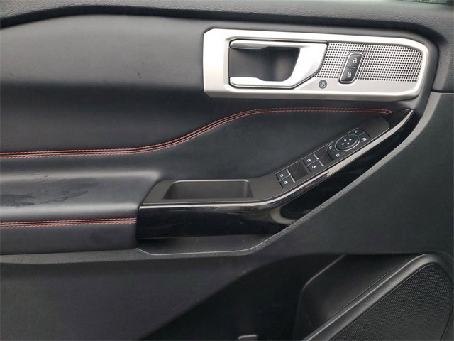 Certified 2023 Ford Explorer ST-Line w/ Class IV Trailer Tow Package image 9