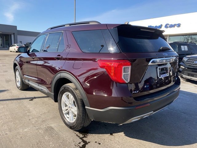 Certified 2022 Ford Explorer XLT w/ Equipment Group 202A image 5