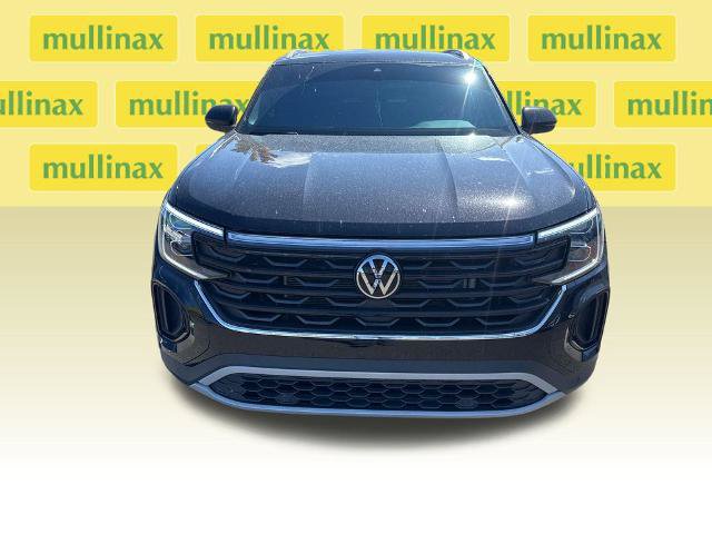Used 2024 Volkswagen Atlas Cross Sport SE AWD/4WD image 16