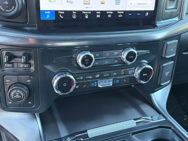 Certified 2025 Ford F150 Platinum w/ FX4 Off-Road Package AWD/4WD image 32
