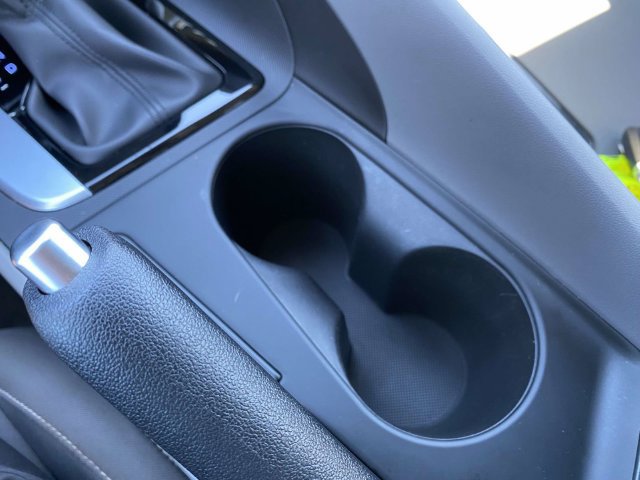 Used 2024 Hyundai Elantra SEL FWD image 21
