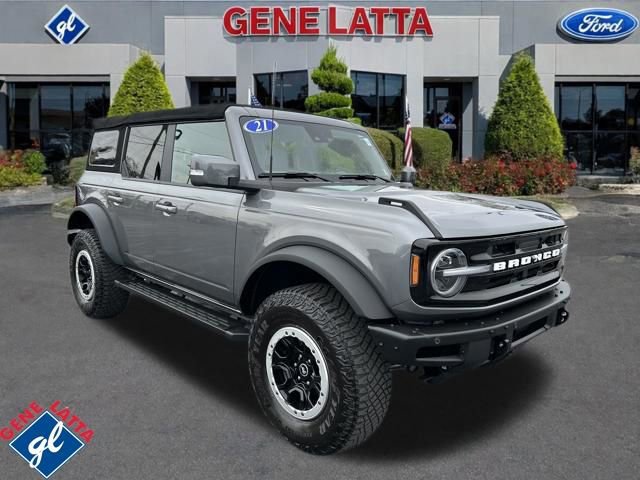 Certified 2021 Ford Bronco Outer Banks w/ Sasquatch Package AWD/4WD image 7