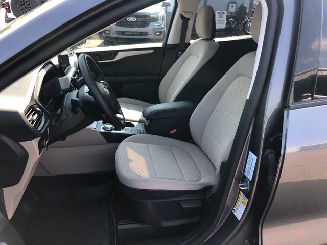 Certified 2022 Ford Escape SE w/ Cold Weather Package image 9