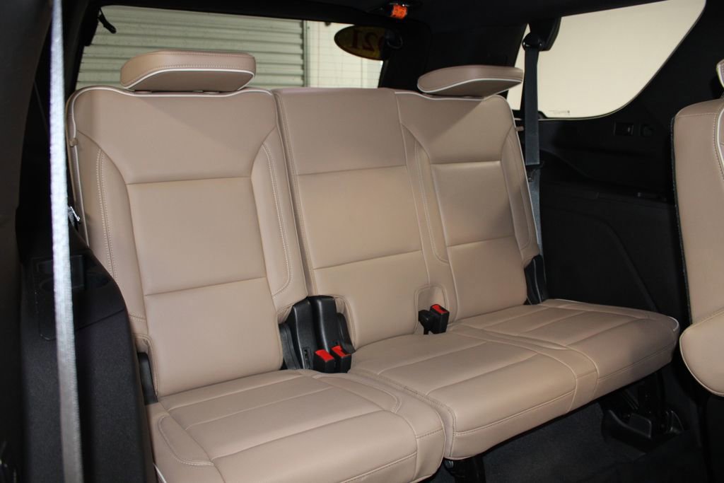 Used 2021 Chevrolet Tahoe Premier w/ Premium Package AWD/4WD image 34