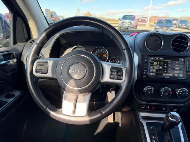 Used 2017 Jeep Compass High Altitude image 12