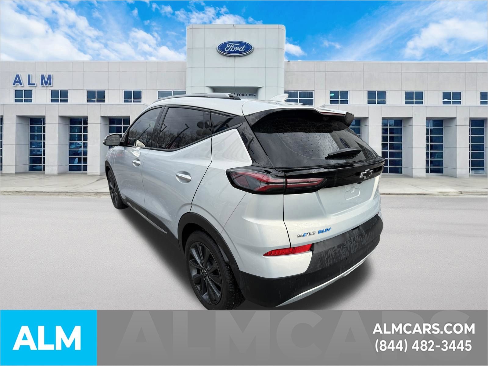 Used 2022 Chevrolet Bolt EUV Premier w/ Launch Edition image 9